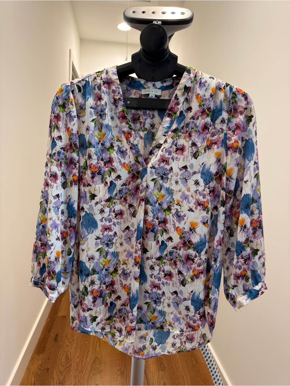 Alex & Lili V-Neck Floral Blouse in White Multicolor